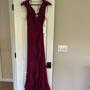 Leith Elegant Burgundy Ruffle Dress, XS
